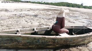Public beach cunt and breasts flashing twerking on the boat