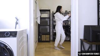 Intense Anal Orgasms In The Laundry Room