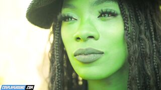 Ana Foxxx Makes Kenna James Cum Hard on a Green Sex-toy - Wicked Porn Cosplay Parody