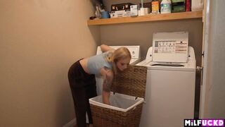 Single mama uses her time off to hook up