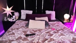 lilmooncub Takes A Deep Session In Lingerie