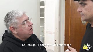PLUMBER BY ACCIDENT the delivery came and takes my wife's butt. FT keilabassi FT elnonohub