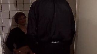 Gilf's bathroom surprise