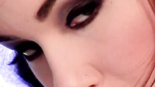Hot floozy gets nailed by a stud hardcore