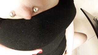 Jeunette française se prend des litres defoutre dans sa chatte