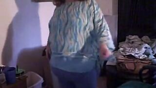 BBW redhead dancing cam show in blue outfit