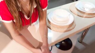 The maid secretly desired her boss, an airplane pilot; his wife was away, and she wanted to get pregnant by him