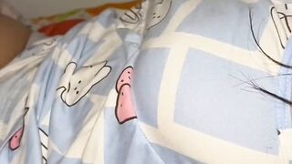 Sharing a daybed with a stepsister behind their parents' backs, real homemade sex