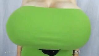 Chelsee C in another vid in green top
