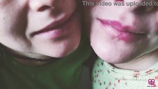 2 beauties close up cumshot in mouth cum kiss and gulp