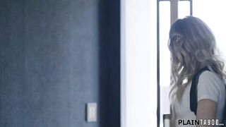Stepdad Isiah Maxwell isnt cheerful when this stud finds his stepdaughter Nicole Nichols straps and will educate a lesson.The teen has to deepthroat his bbc