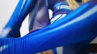 Tranny Samus in High Heels Screwing and Thrusting her Dick through Clear Fleshlight Twat and Cumming Inside
