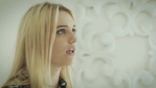 Sexually Horny golden-haired is screwing her ex during the quarantine and does not consider it cheating