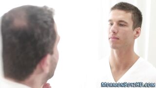 Homo bishop gets facial