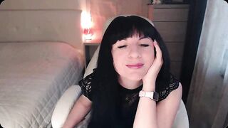 Tamarra Roman Sexy Small Boobs Brunette-Strip & Twat Vibes Fingering