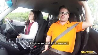 Hawt babe in hawt underwear gives me great head - Fake Driving School
