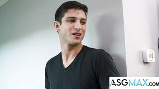 NEXT DOOR BUDDIES - Caught in VR - Hunk Jet Davis Jerks Off, Invites Hairy Dick Elliot for Raw Fuck