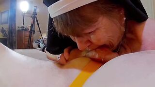 Mature floozy's collection of dong sucking