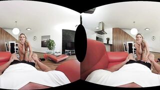 Reality Lovers - Sexy MILFs Compilation!
