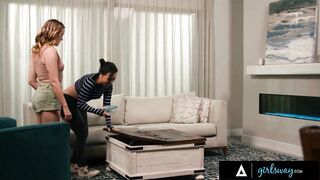 GIRLSWAY - MILF Sinn Sage Misreads Neighbor Charlie Forde’s Flirt Attempts - SPANISH SUBTITLES