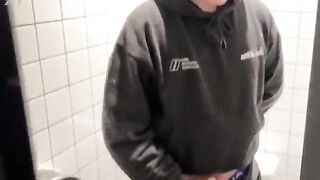 Strainger's Big Fat Dong in Public Lavatory Blowjob-sex