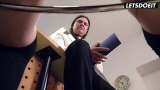 I Spread My Pussy for the Interview and Sucked His Fucking Shlong Right at His Desk