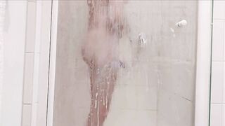Bald my intimate area during the time that jerking off – Ejaculation in the shower in slow motion