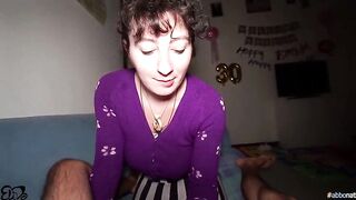 Housewife gives him a oral-job sex while caressing his nuts (sperm flow in mouth)