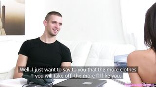 Hunk Pornstar Try-out in a Success for this Chap - Female Agent
