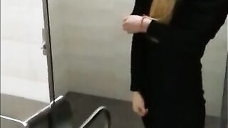 Intermission in Theater - it's Time to Blow job-Sex and Cum in Public Toilet