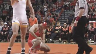 Top 10 Wrestling Bulges - The Majority Worthwhile Bulges in College Wrestling