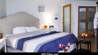 Lascivious Vampire MILF Devours Big Jock and Gets Cunt Pounded (Anna Bell Peaks)