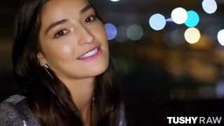 Emily willis prepares her dark hole with a plug or 2