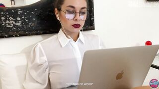 hot wife with big booty make blowjob-job and then bang with her husband