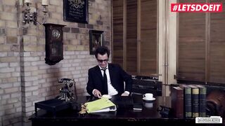 BumsBuero - Sophie Logan German MILF Gets Dicked down by her Boss - LETSDOEIT