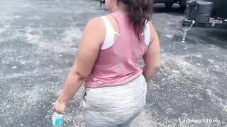 Colombian babe gives vagina butt down payment for RV. La Paisa