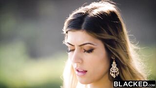 Arab hotty audrey charlize likes the smack of a bbc