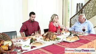 Mother teaches stepdaughter how to screw