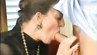 French German Granny Bangs Vorpi.com