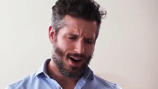 Elegant dad runs into sleepy babysitter, uses situation to bangs tight pussy her whilst mamma is working