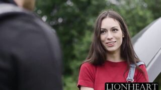 Pretty Beauty has sex