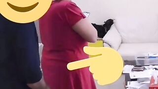 Friend making delivery rubs and weenie flash to surprise nervios big tit BBW wife