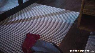 Brazzers - Richelle Ryan Teaches her Stepson Kyle Mason and his GF Kristen Scott a few Tricks