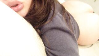 ASMR for HANDS FREE ORGASM WITH STIMULATING BINAURAL BEATS (Moans)