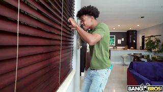 BangBros: Hot Stepmom Kiki Klout Loves Anal