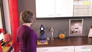 HAUSFRAUFICKEN - German Granny Lets Her Old Neighbor Bang Her Hard - AMATEUREURO