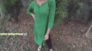 After peeing in the nature, naughty cutie gave a handjob to a stranger who was watching her