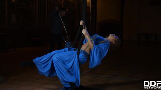 Acrobatic venezuelan wench