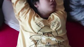 This Chab rubbed my love button and gave me a hot creampie