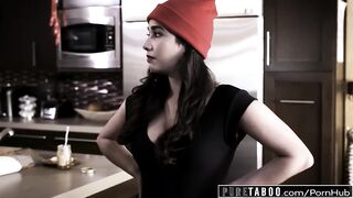 Karlee Grey fucks her step-dad at Family Therapy